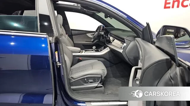 Audi Q8 (4M) 2021 Синий из Кореи, фото 2