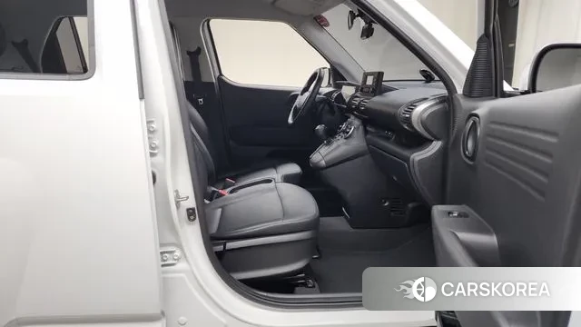 Hyundai Casper 2023 Белый из Кореи, фото 2