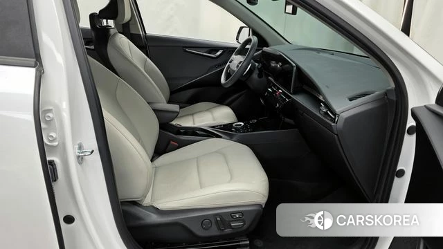 Kia Di Ol Nu Niro 2022 Белый из Кореи, фото 2