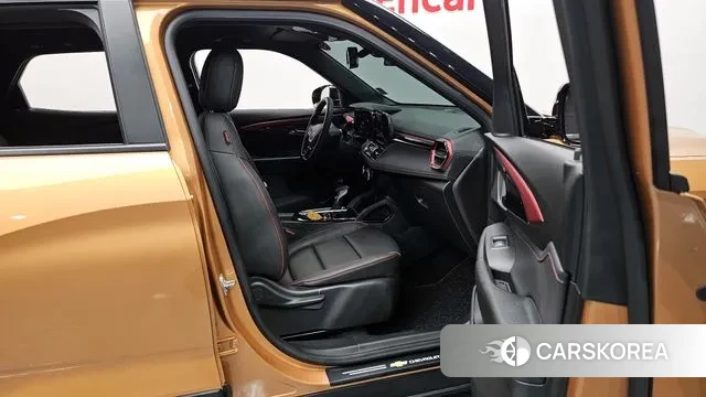 Chevrolet (GM Daewoo) The New Trail Blazer 2024 Оранжевый из Кореи, фото 2