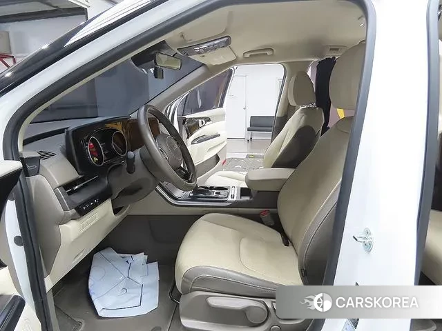 Kia Carnival 4th generation 2022 Белый из Кореи, фото 2