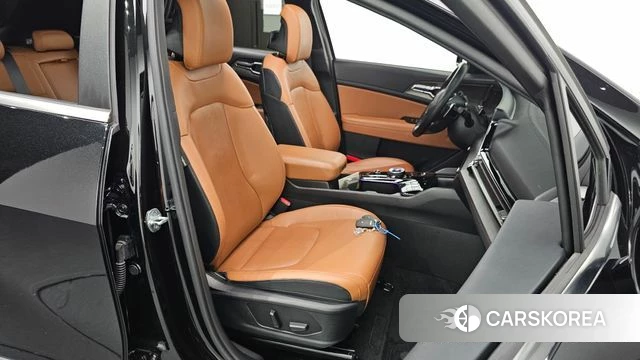 Kia Sportage 5th Generation 2021 Черный из Кореи, фото 2