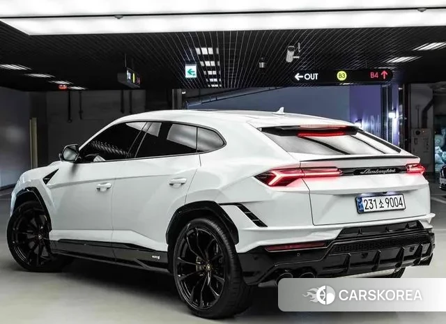Lamborghini Urus 2024 Белый из Кореи, фото 2