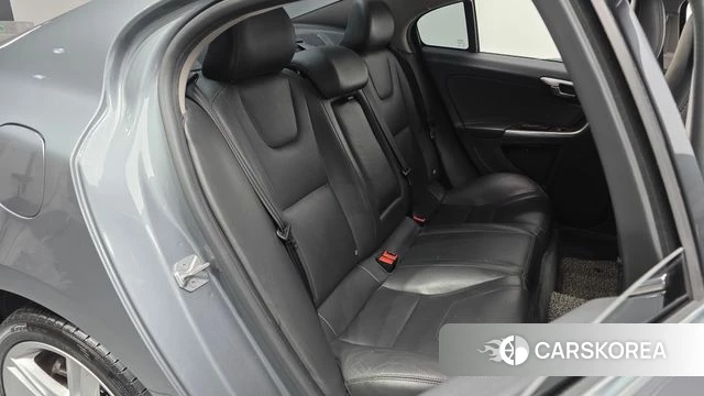 Volvo S60 2018 Серый из Кореи, фото 2