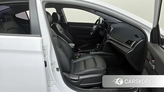 Hyundai Avante AD 2018 Белый из Кореи, фото 2