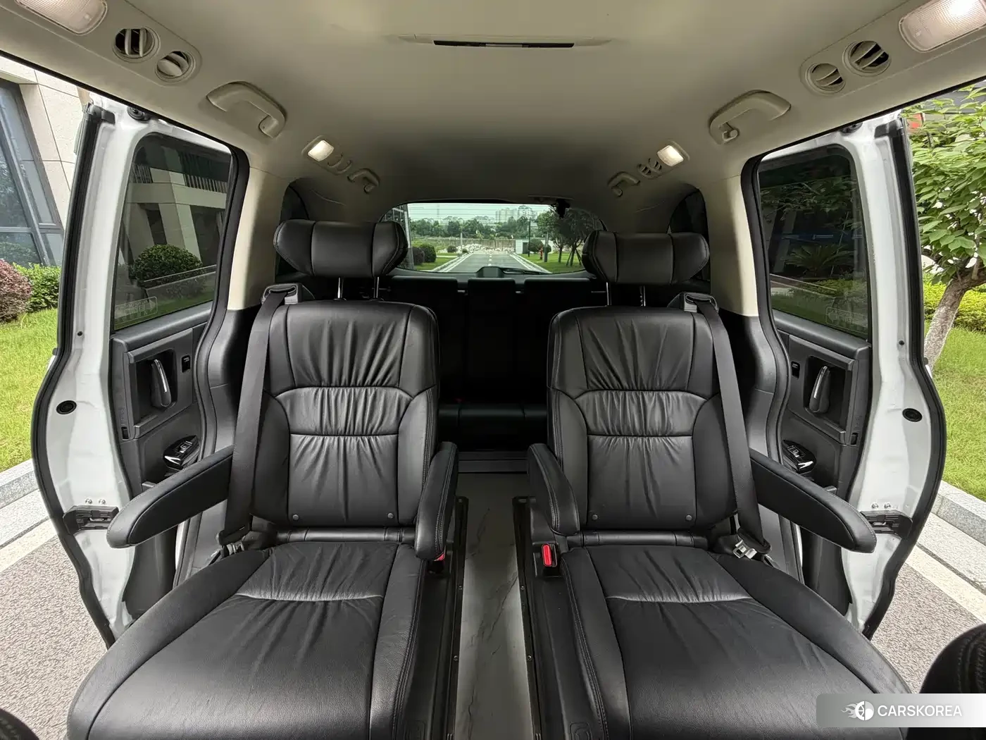 Honda Odyssey 2024 Белый из Китая, фото 2