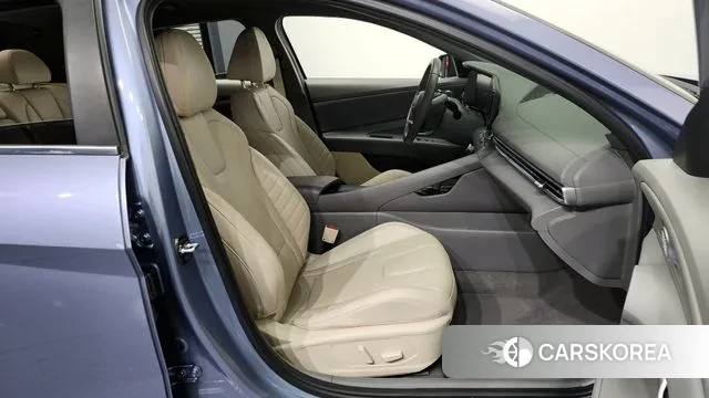 Hyundai The New Avante (CN7) 2024 Синий из Кореи, фото 2