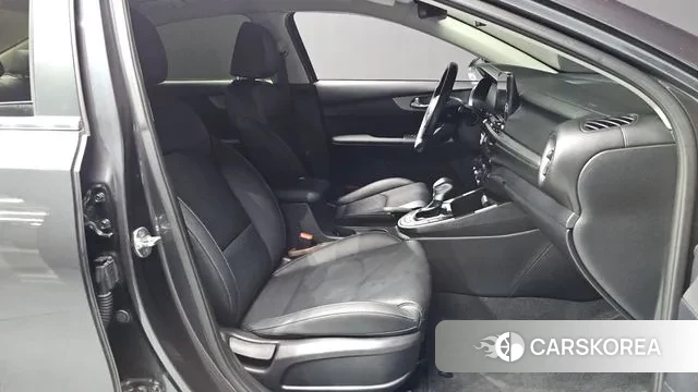 Kia Come New K3 2019 Серый из Кореи, фото 2