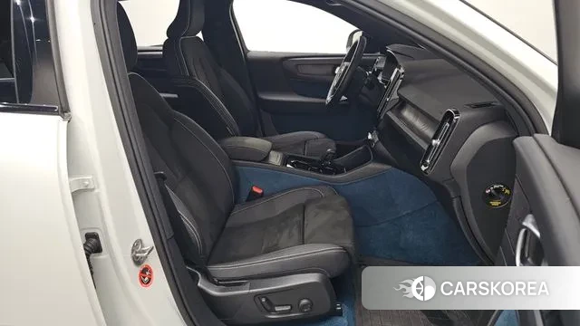 Volvo C40 Richards 2022 Белый из Кореи, фото 2