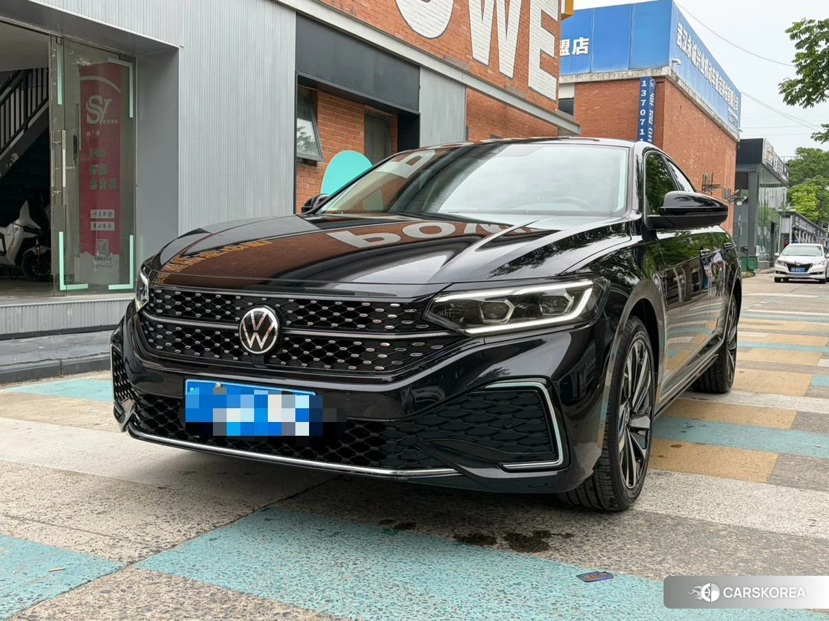 Volkswagen Passat 2021 Черный из Китая, фото 2