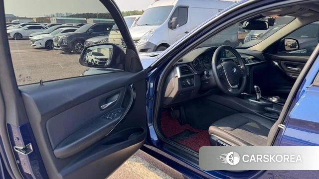 BMW 3 Series (F30) 2018 Синий из Кореи, фото 2