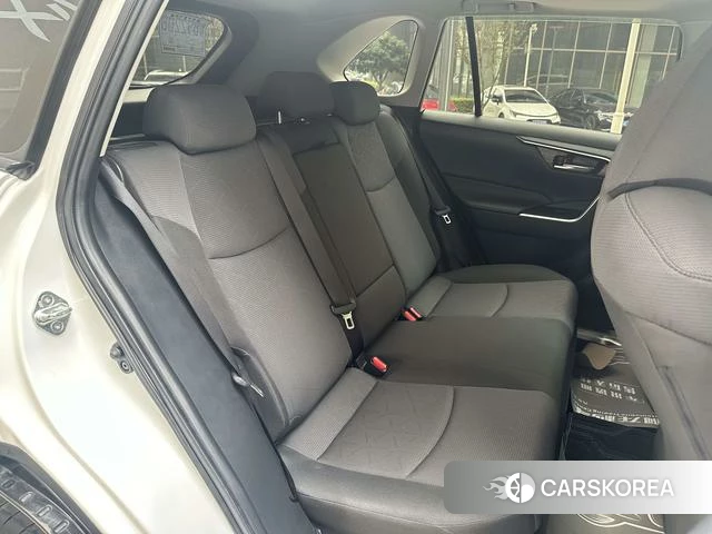 Toyota RAV4 Rongfang 2023 Белый из Китая, фото 2