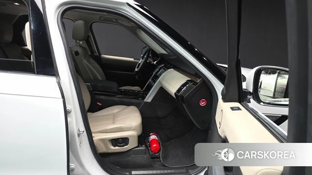 Land Rover Discovery 5 2018 Белый из Кореи, фото 2