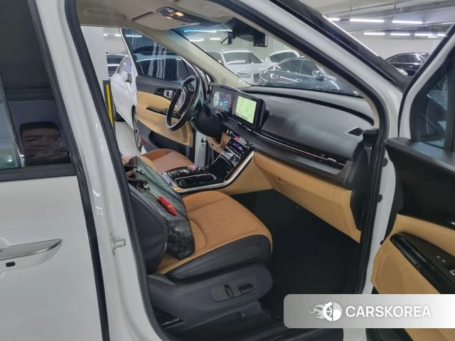 Kia Carnival 4th generation 2023 Белый из Кореи, фото 2