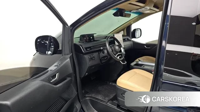 Hyundai Staria 2024 Синий из Кореи, фото 2