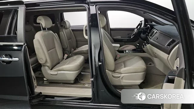 Kia All New Carnival 2018 Черный из Кореи, фото 2