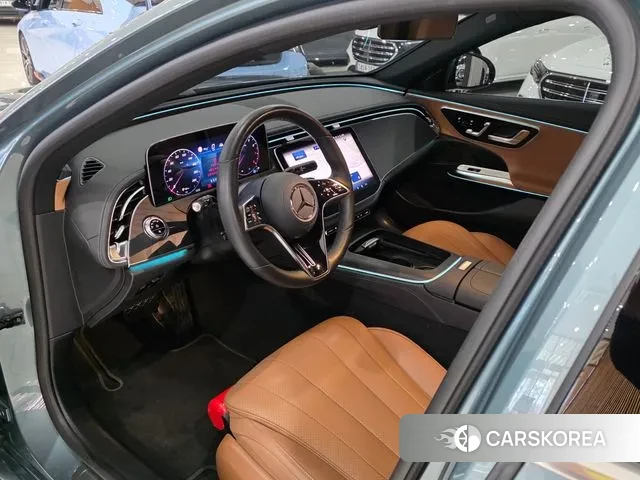 Mercedes-Benz E-Class W214 2025 Синий нефрит из Кореи, фото 2