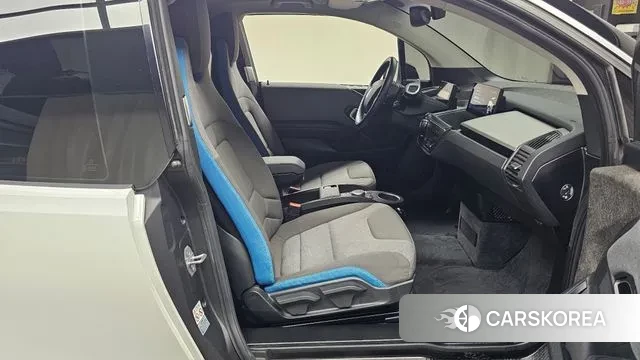 BMW i3 2020 Белый из Кореи, фото 2