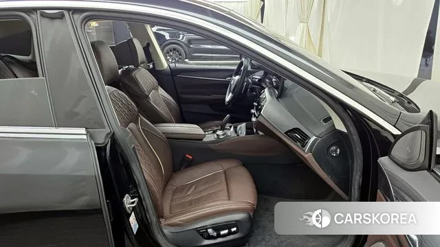 BMW 6 Series GT (G32) 2021 Черный из Кореи, фото 2