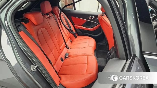 BMW 1 Series (F40) 2021 Серый из Кореи, фото 2