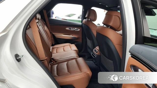 Genesis GV70 2022 Белый из Кореи, фото 2