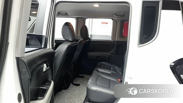 Kia The New Kia Ray EV 2023 Белый из Кореи, фото 2