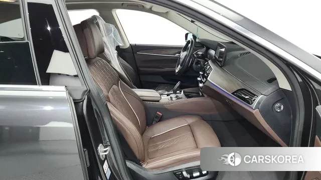 BMW 6 Series GT (G32) 2020 Серый из Кореи, фото 2