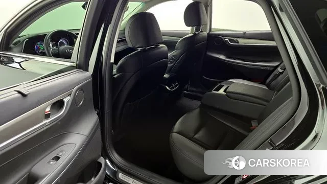 Hyundai The New Grandeur IG Hybrid 2022 Черный из Кореи, фото 2