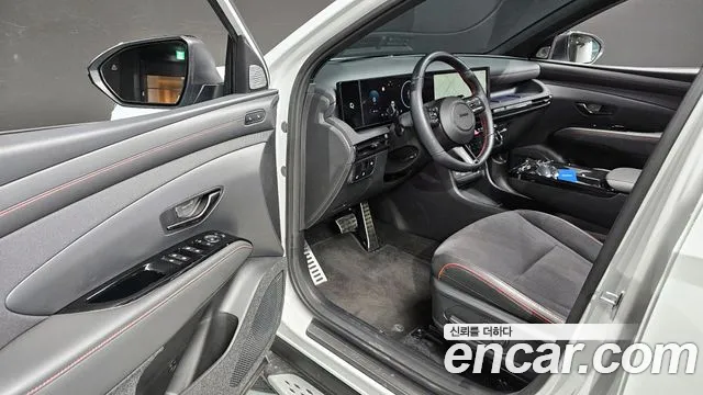 Hyundai The New Tucson (NX4) 2024 Белый из Кореи, фото 2