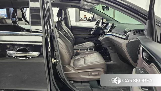Honda Odyssey 2018 Черный из Кореи, фото 2