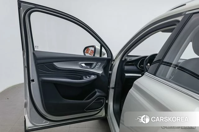 Roewe RX5 MAX 2020 Желтый из Китая, фото 2