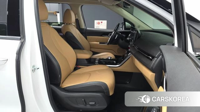 Kia Carnival 4th generation 2022 Белый из Кореи, фото 2