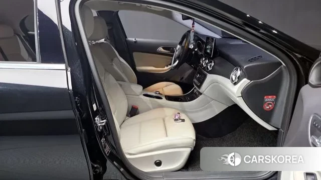 Mercedes-Benz GLA-Class X156 2019 Черный из Кореи, фото 2