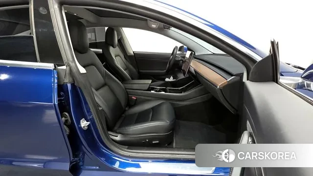 Tesla Model 3 2020 Синий из Кореи, фото 2