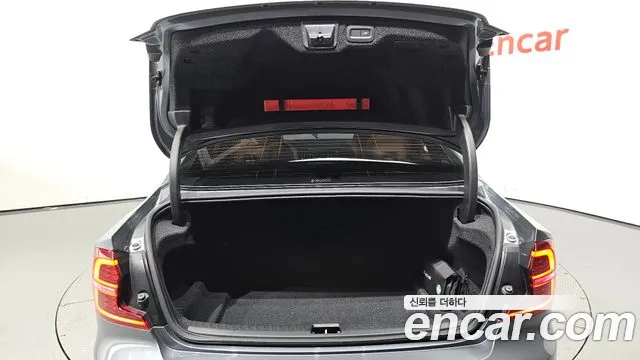 Volvo S60 3rd generation 2019 Серый из Кореи, фото 2