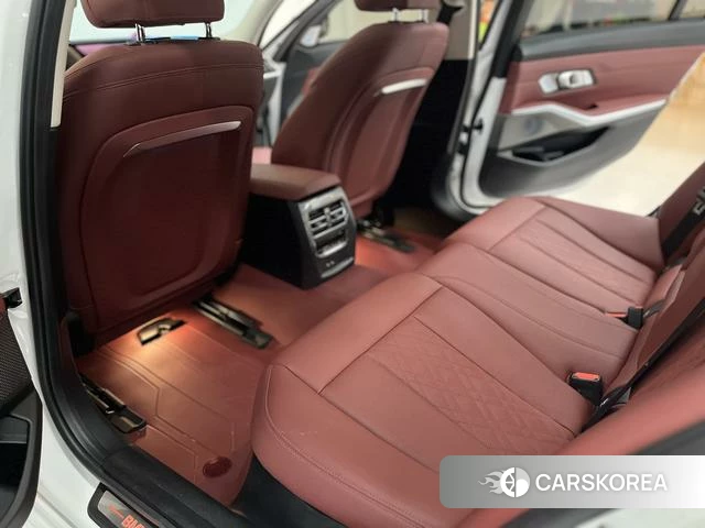 BMW i3 2024 Белый из Китая, фото 2