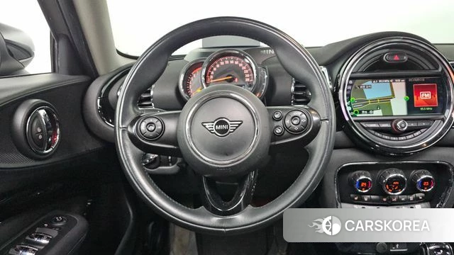 Mini Cooper Clubman 2019 Песочный из Кореи, фото 2