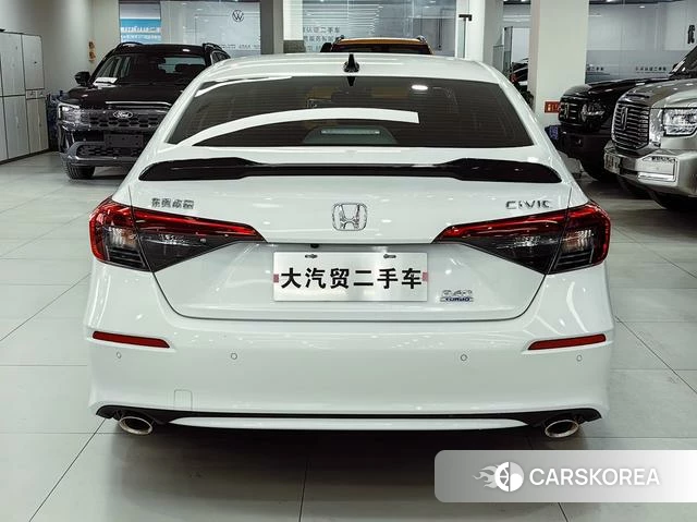 Honda Civic 2024 Белый из Китая, фото 2