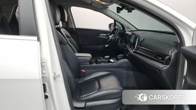 Kia Sportage 5th Generation 2022 Белый из Кореи, фото 2