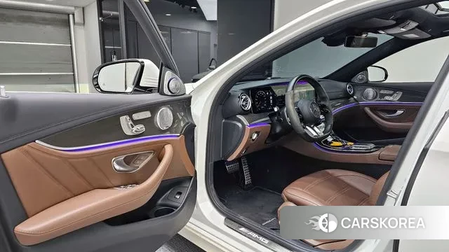 Mercedes-Benz E-Class W213 2020 Белый из Кореи, фото 2