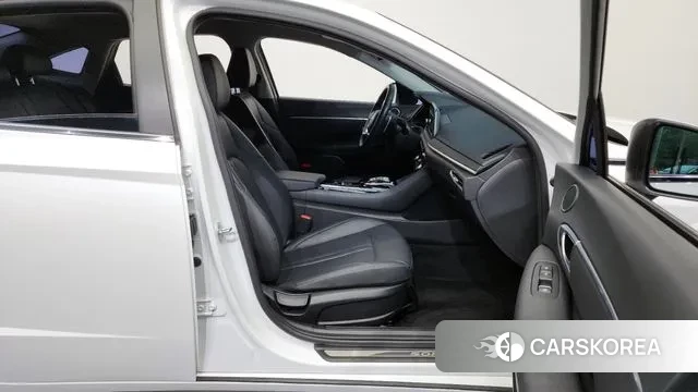 Hyundai Sonata (DN8) 2021 Белый из Кореи, фото 2