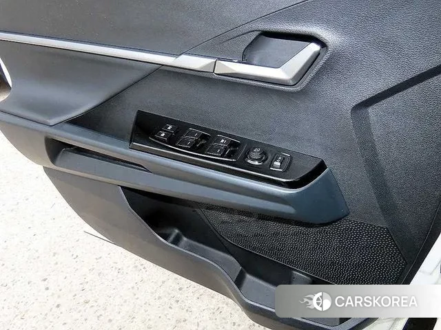 Ssangyong Torres 2022 Белый из Кореи, фото 2