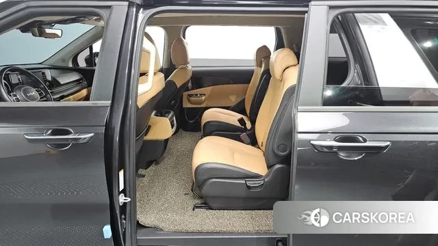 Kia Carnival 4th generation 2023 Серый из Кореи, фото 2