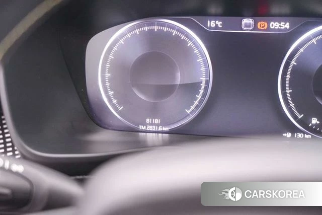 Volvo XC40 2021 Белый из Китая, фото 2