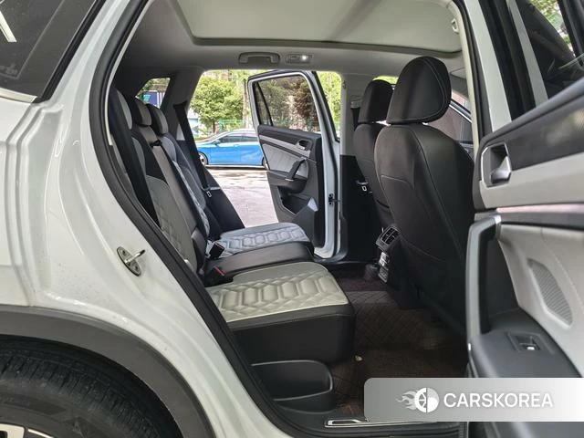 Volkswagen Tanyue 2024 Белый из Китая, фото 2