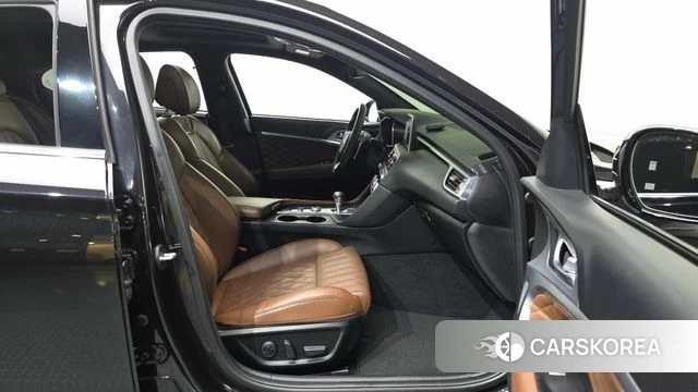 Genesis G70 2019 Черный из Кореи, фото 2