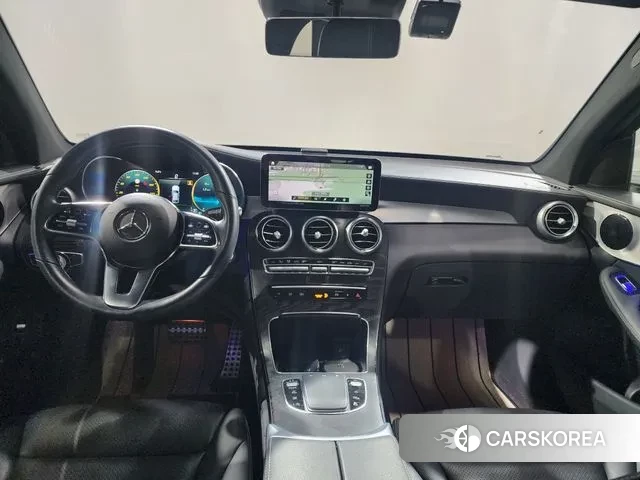 Mercedes-Benz GLC-Class X253 2023 Белый из Кореи, фото 2