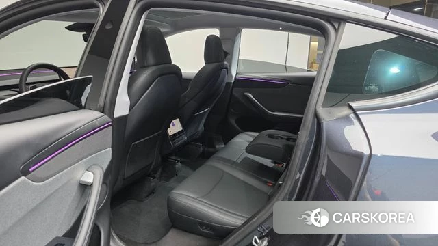 Tesla Model Y 2025 Серый из Кореи, фото 2