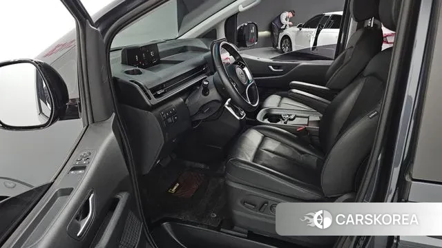 Hyundai Staria 2022 Серый из Кореи, фото 2