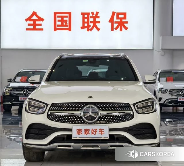 Mercedes-Benz GLC 2021 Белый из Китая, фото 2